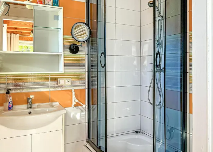 2 Bedroom Gorgeous In Сasa de vacaciones *